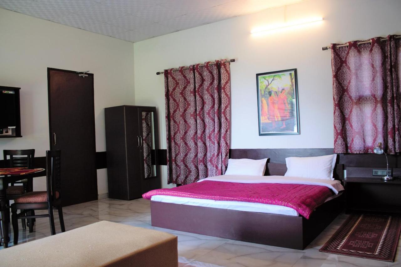 Shivir Aranya - Wilderness Resort Alwar Eksteriør bilde