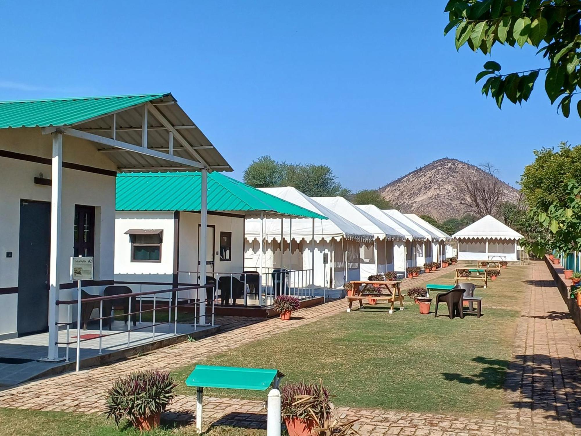 Shivir Aranya - Wilderness Resort Alwar Eksteriør bilde