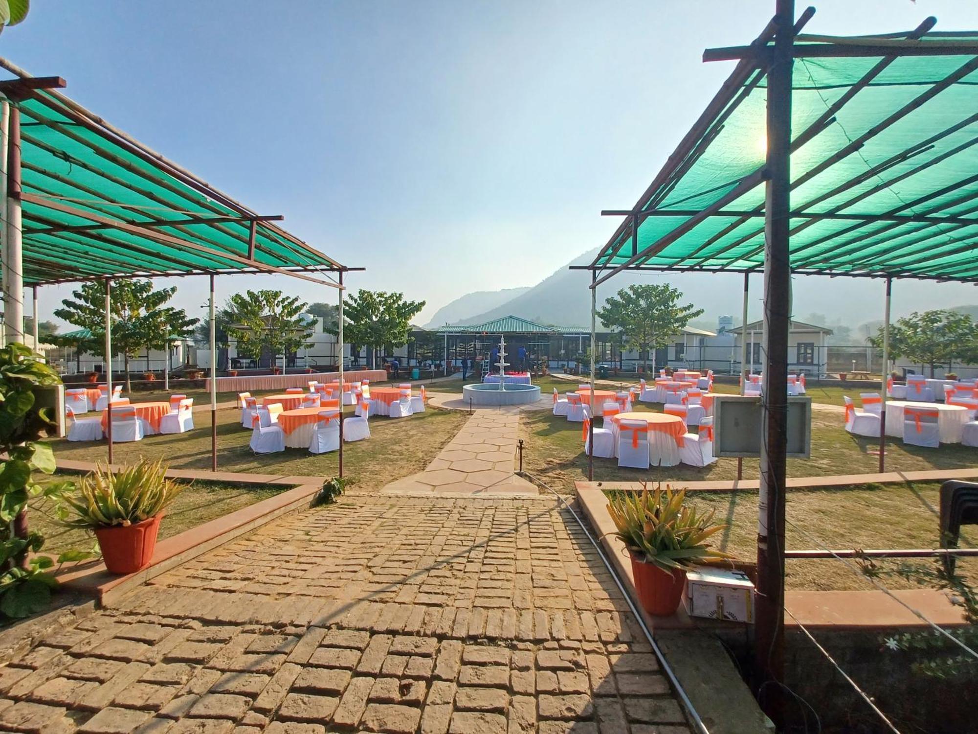 Shivir Aranya - Wilderness Resort Alwar Eksteriør bilde