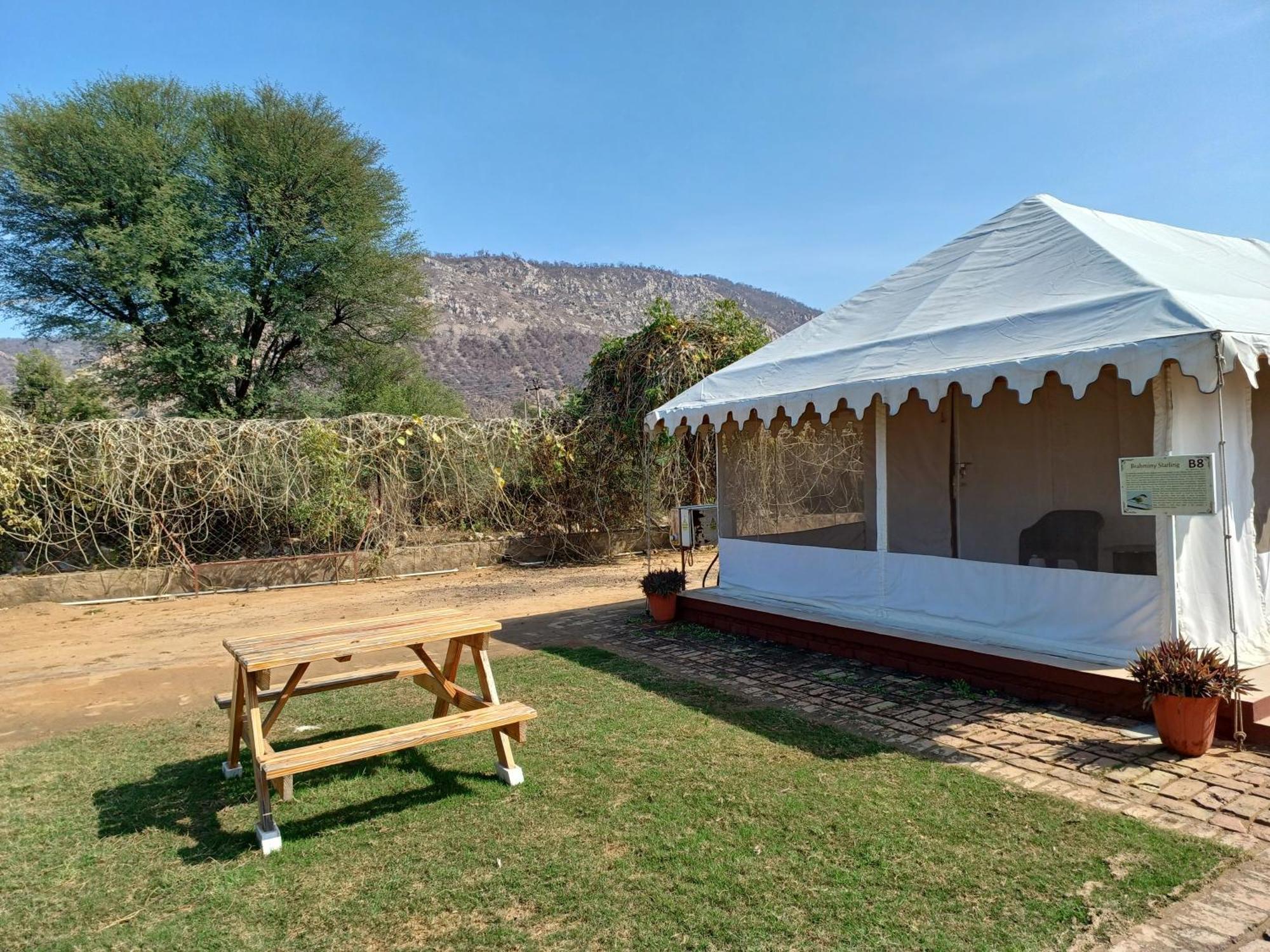 Shivir Aranya - Wilderness Resort Alwar Eksteriør bilde