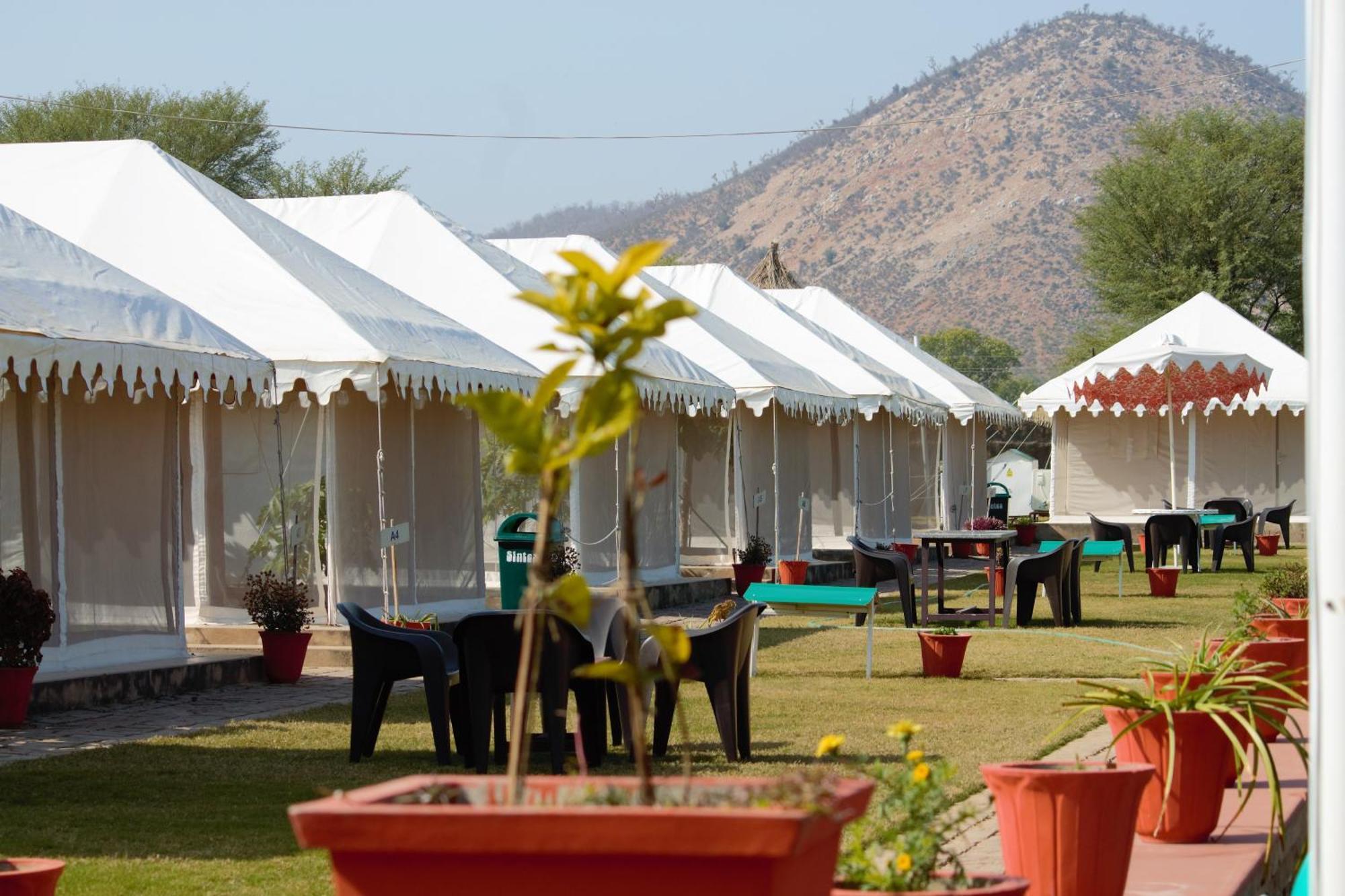 Shivir Aranya - Wilderness Resort Alwar Eksteriør bilde